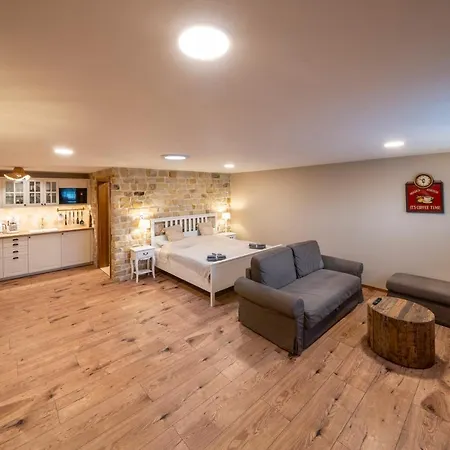 Apartment Prague West - Terrace Chyne