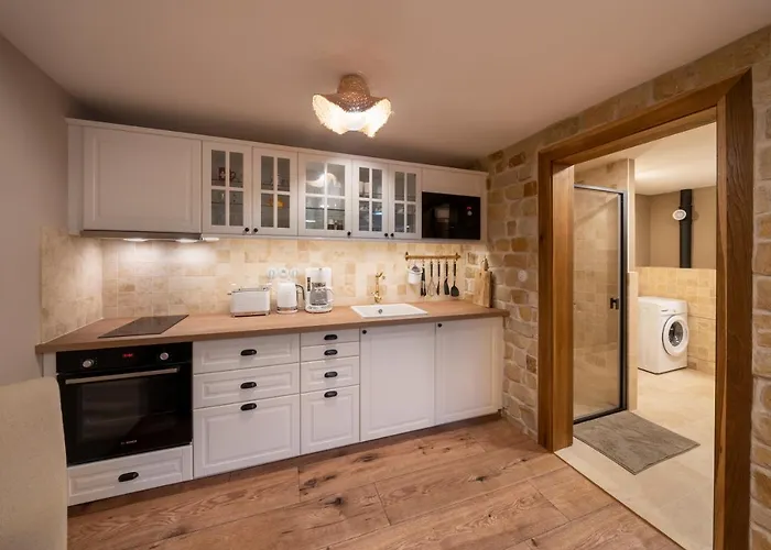 Prague West - Terrace Chýně